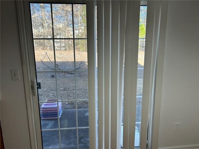 Building Photo - 2099 Meadow Peak Rd