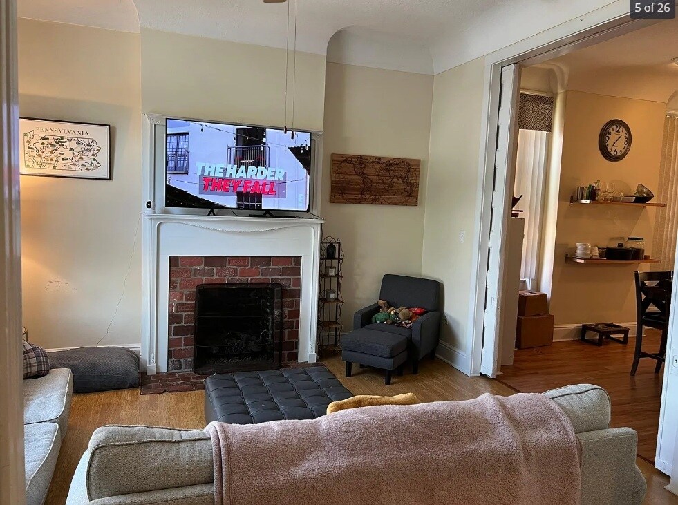 Building Photo - 2306 Sidney St