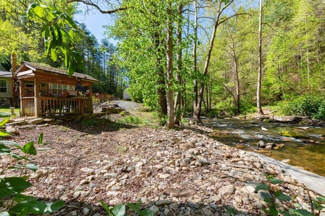 Building Photo - 9228 Big Laurel Rd