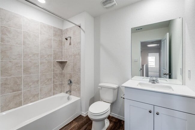 Building Photo - 5138 Blind Shot