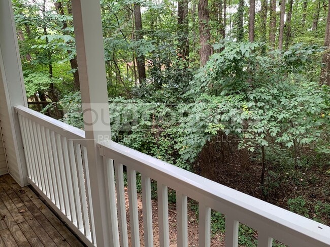 Building Photo - Beautiful 2 Bedroom 2 Bath Condominium