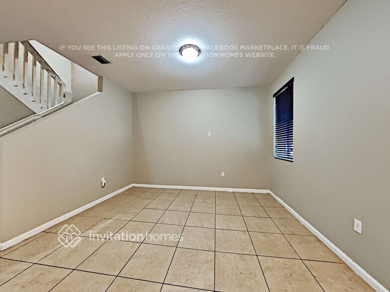 Building Photo - 27407 SW 143rd Ave