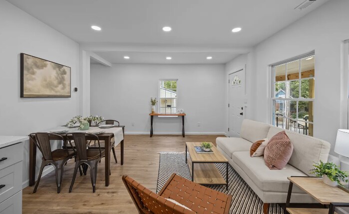 Building Photo - 1213 S Bloodworth St