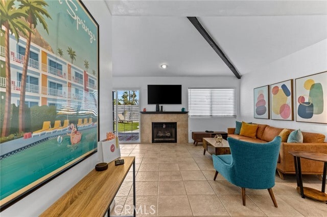 Building Photo - 2564 N Aurora Dr