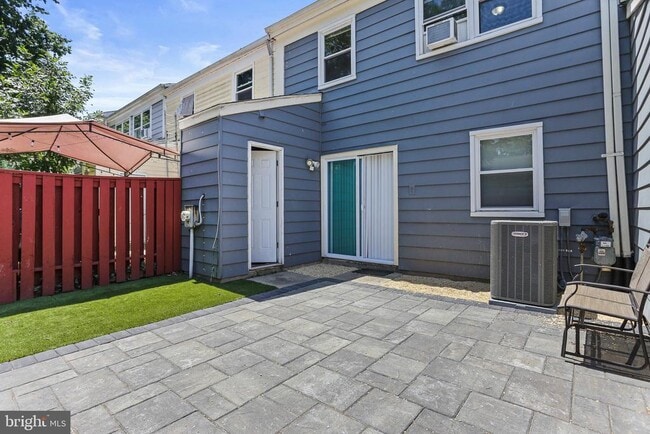 Building Photo - 12113 Pheasant Run Dr