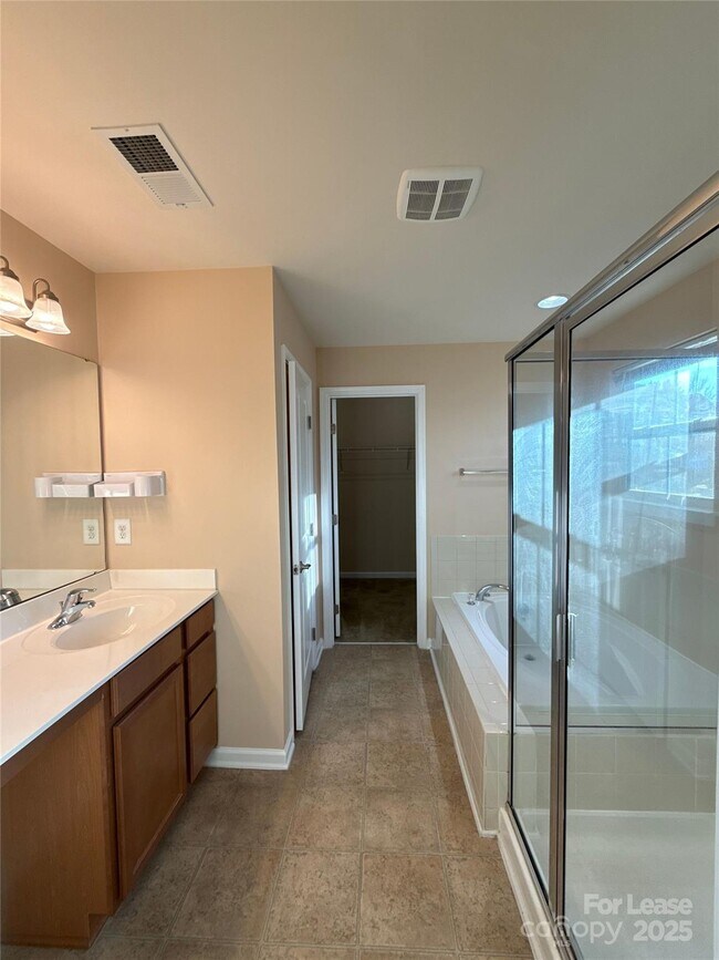 Building Photo - 134 Ashton Dr