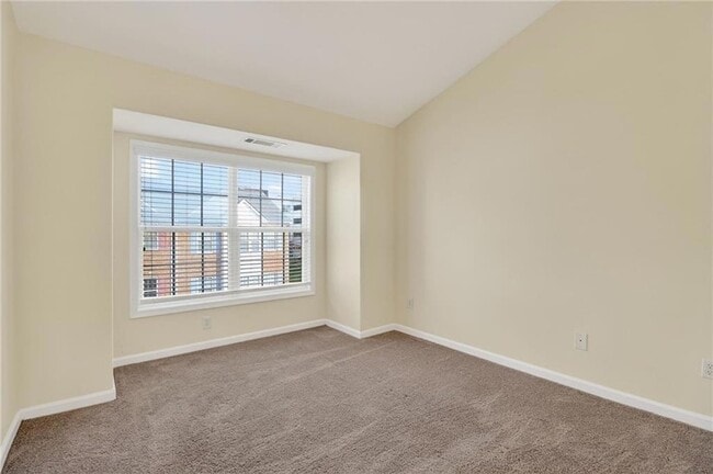 Building Photo - 2928 George Busbee Pkwy NW