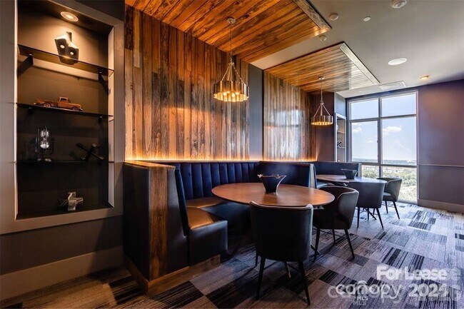 Building Photo - 13230 Ballantyne Corporate Pl