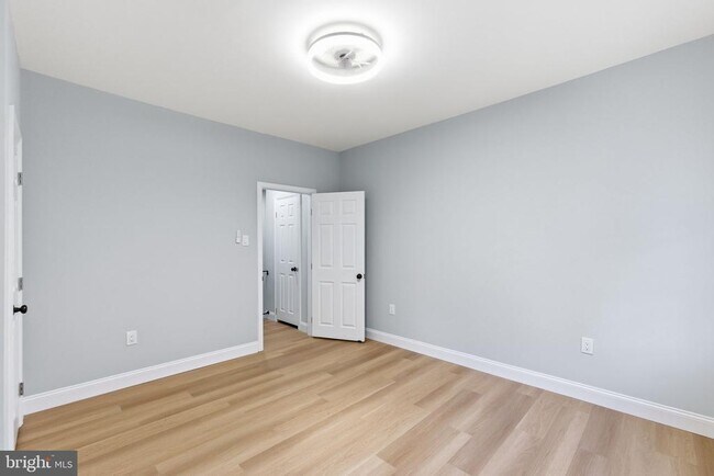 Building Photo - 2125 N 28th St