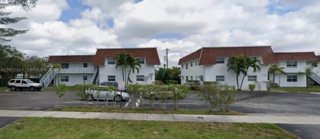 Building Photo - 3173 Auburn Blvd