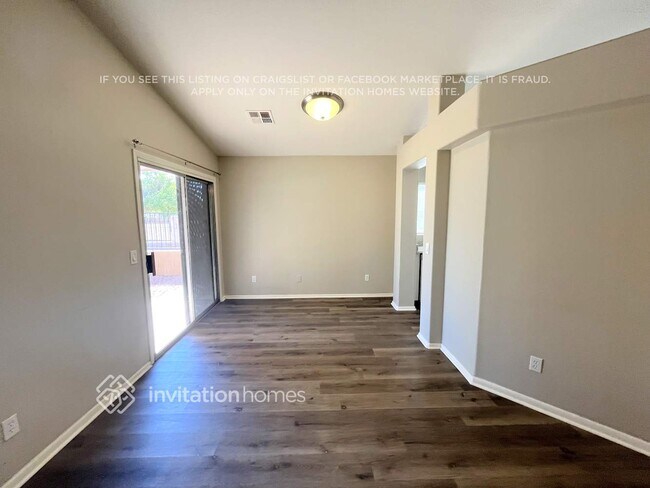 Building Photo - 8677 N 108th Ln