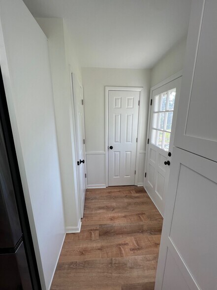 Building Photo - 50 Hackberry Hl