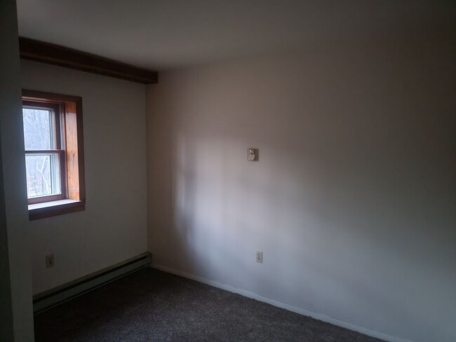 Building Photo - 4036-4038 Manor Drive