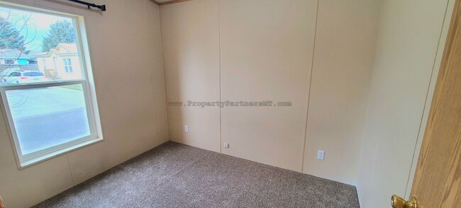 Building Photo - *** BRAND NEW REMODEL *** 3 Bed 2 Bath remodel Modular house