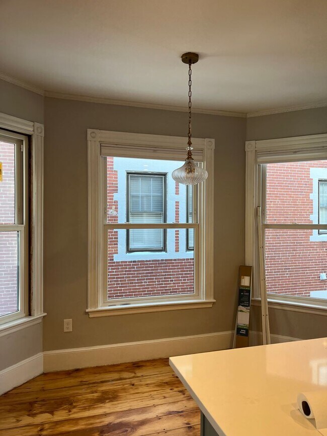 Building Photo - 130 Neal St