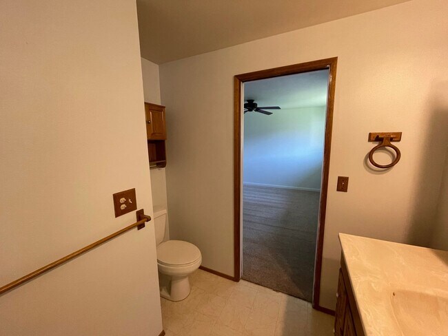 Building Photo - 2409 32nd St