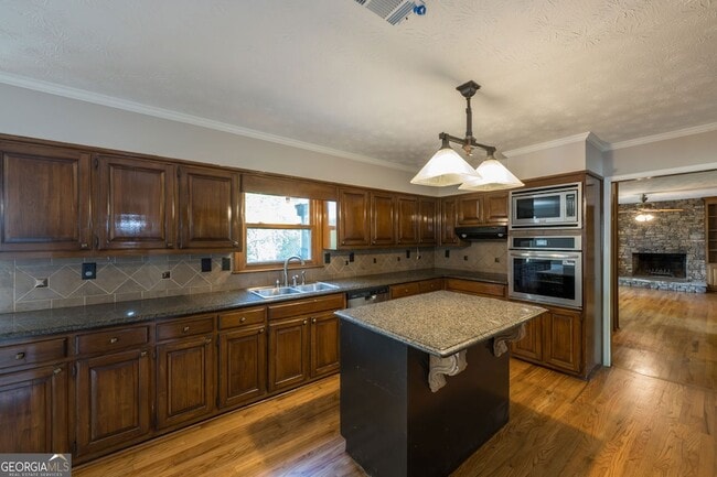 Building Photo - 3690 Aubusson Trce