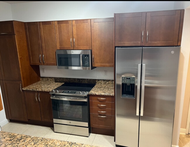 Building Photo - 350 N Federal Hwy