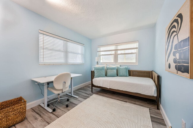 Building Photo - 491 Indian Creek Dr