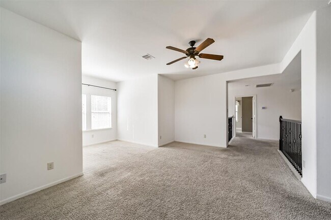 Building Photo - 6207 Holly Oaks Court