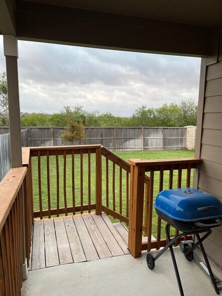 Building Photo - 5726 Cicada Cir