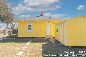 Building Photo - 475 E French Pl