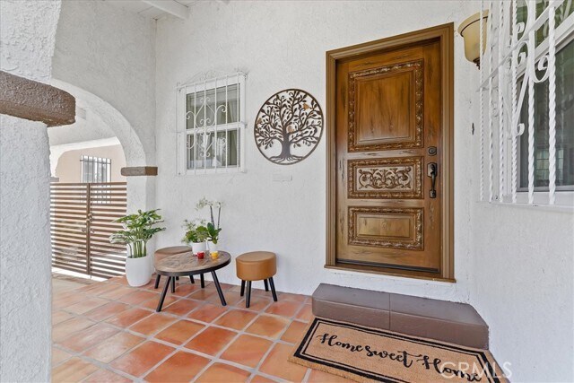 Building Photo - 1428 W 92nd St