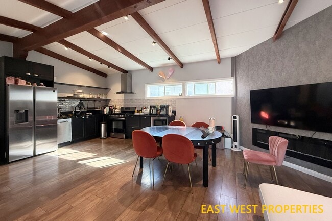 Building Photo - 4337 Coolidge Ave