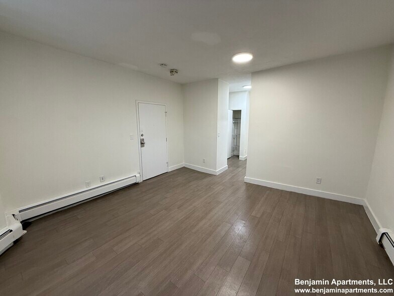 Building Photo - 552 Massachusetts Ave