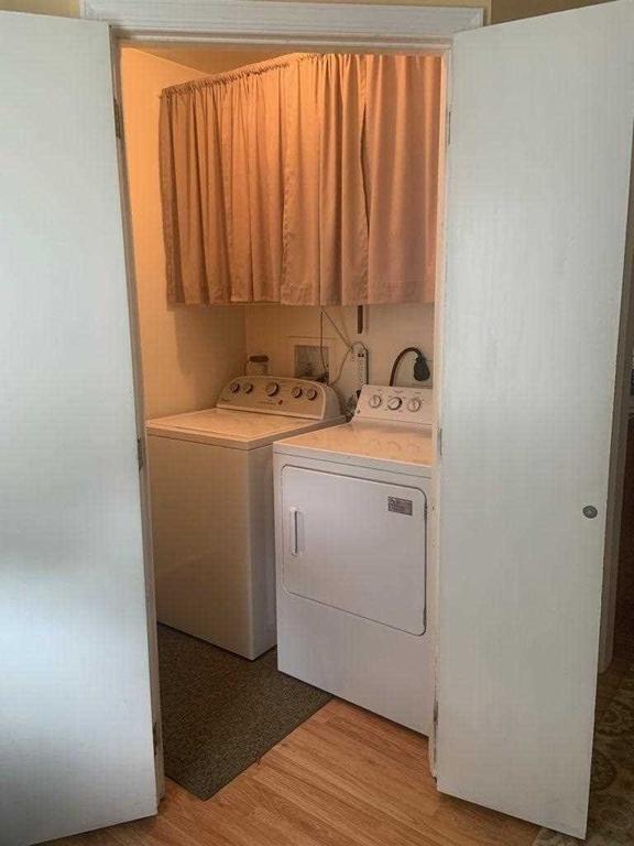 Building Photo - 3 Lake Rd