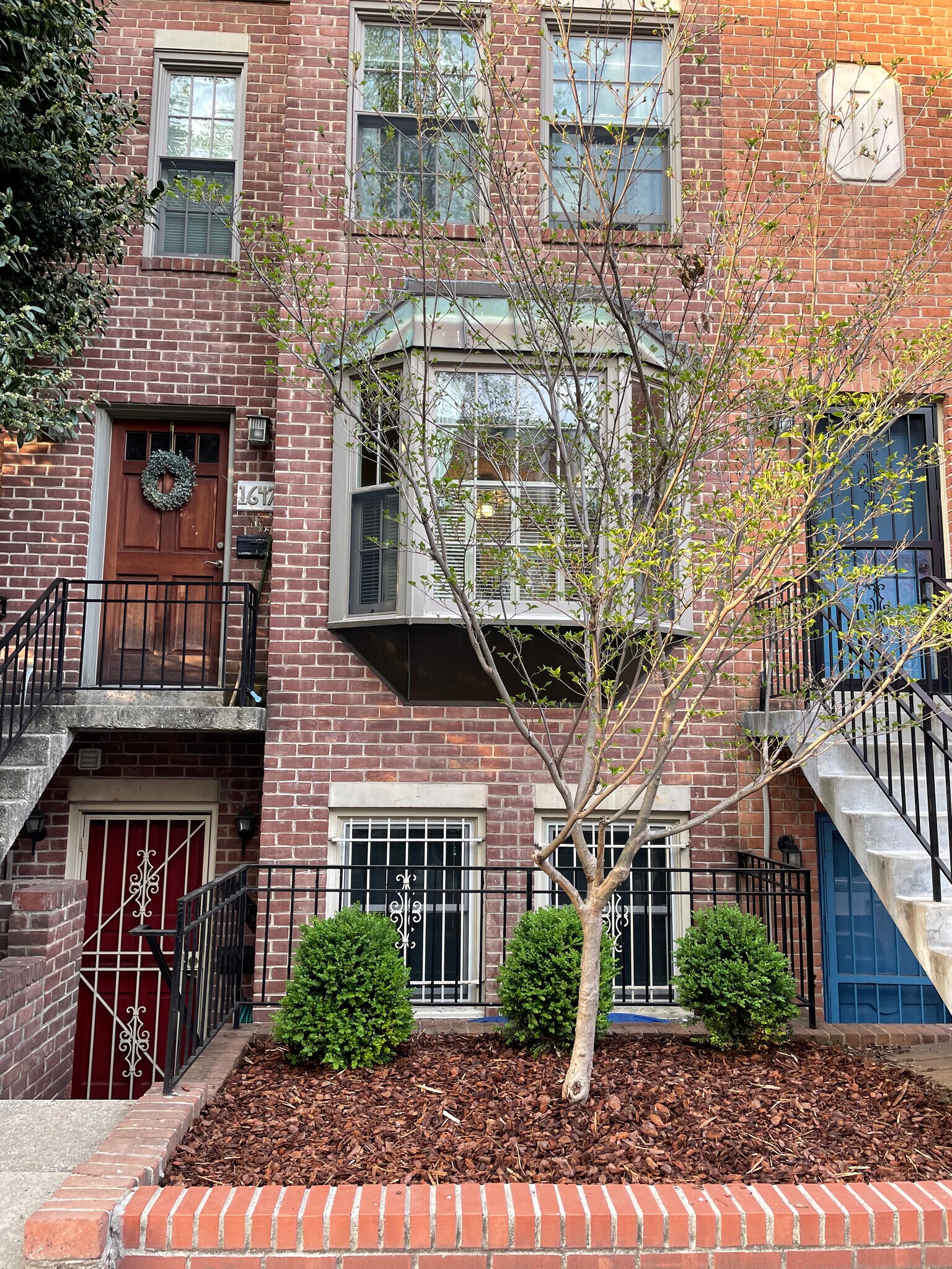 Building Photo - 1645 Park Rd NW