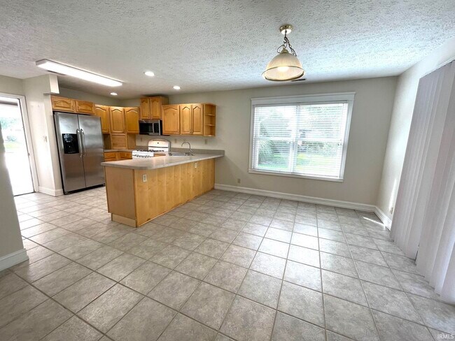 Building Photo - 1622 Stonevalley Ct