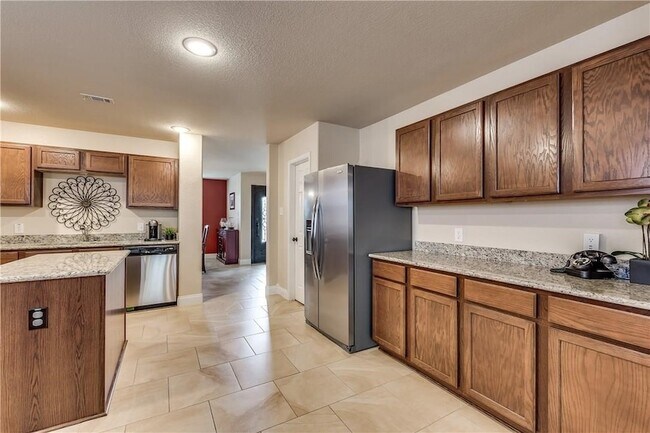 Building Photo - 13034 Ambrose Dr