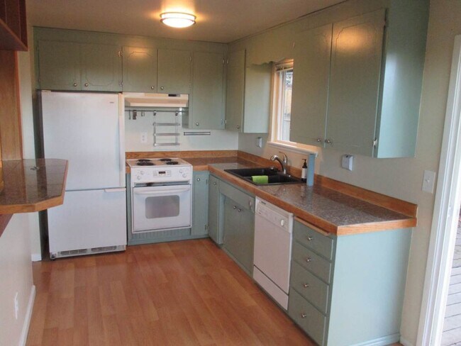Building Photo - 5002 N 39th St