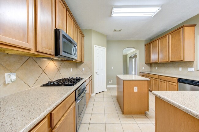 Building Photo - 2810 Shadow Canyon Ln