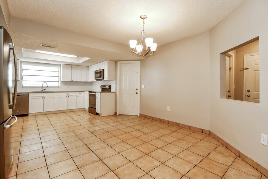 Building Photo - 8247 Tahr Ave
