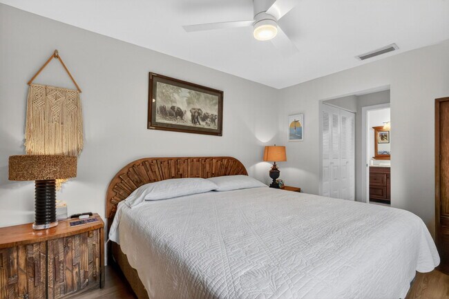 Building Photo - 6372 Sleepy Willow Way