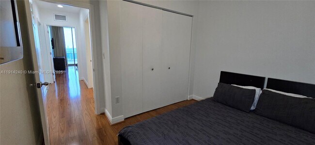 Building Photo - 7901 Hispanola Ave