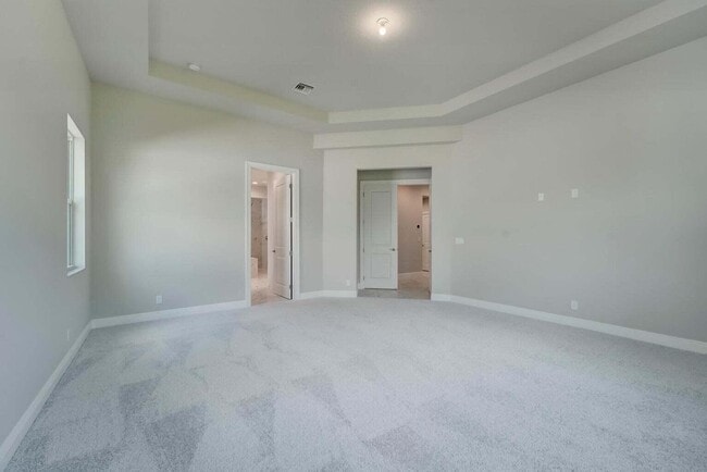 Building Photo - 9296 Crestview Cir