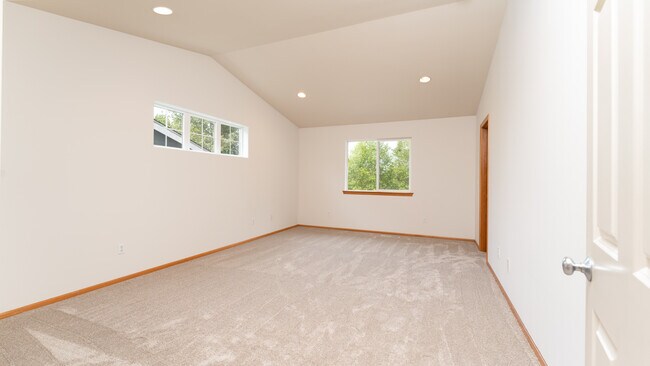 Building Photo - 9448 S 196 Pl