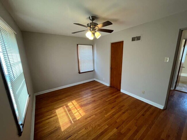 Building Photo - 9813 Lullaby Ln