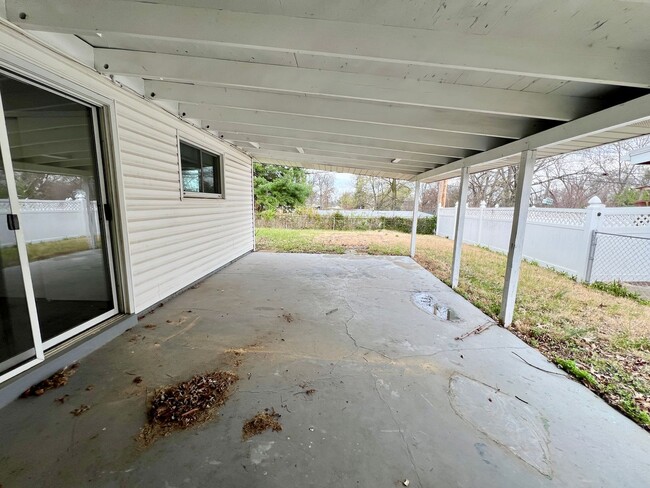 Building Photo - Charming 3-bedroom, 1-bath home located in Florissant