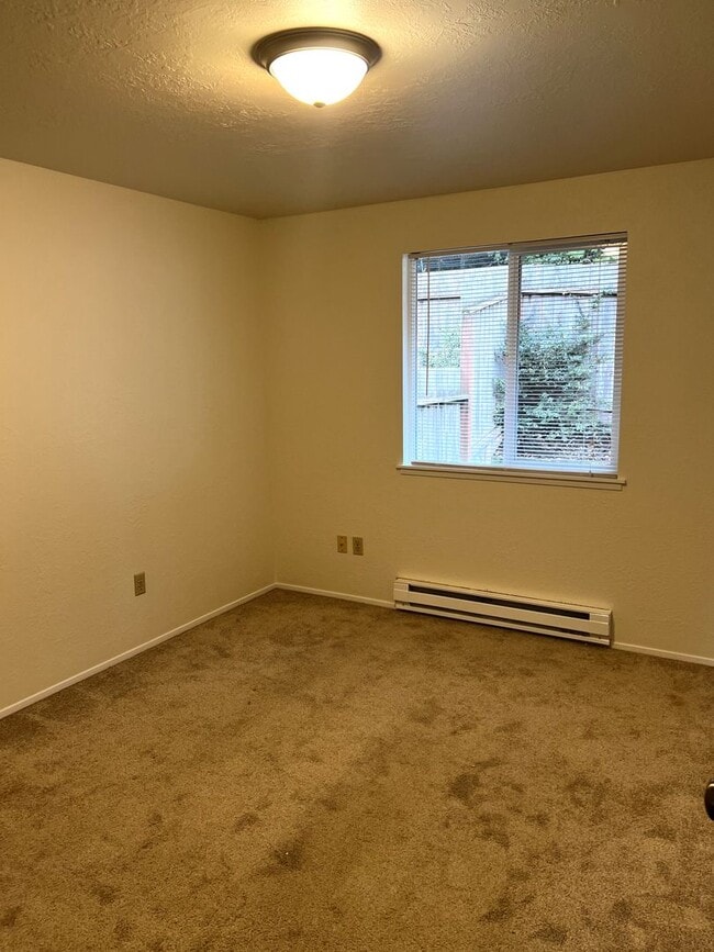 Building Photo - 8989/8987 Hoot Ridge Lane NW