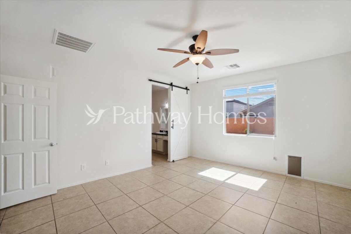 Building Photo - 11781 W Overlin Ln