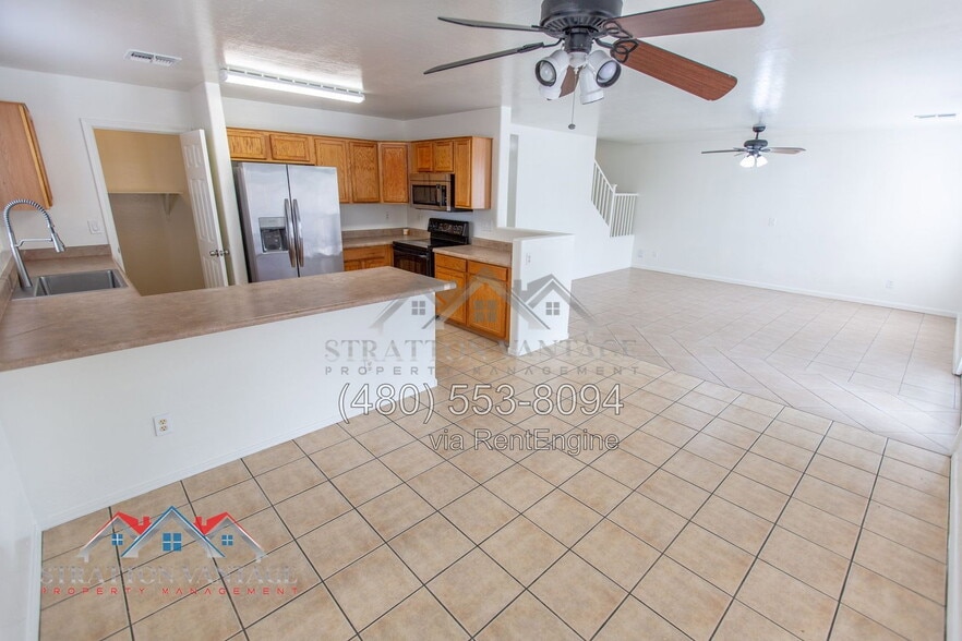Building Photo - 14924 N 125th Ln