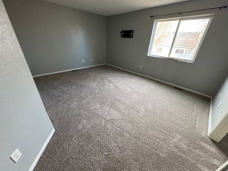 Building Photo - 4738 Painted Sky Vw