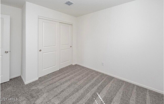 Building Photo - 7259 N 125th Dr