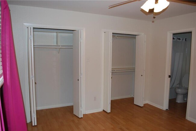 Building Photo - 3509 Pinnacle Rd
