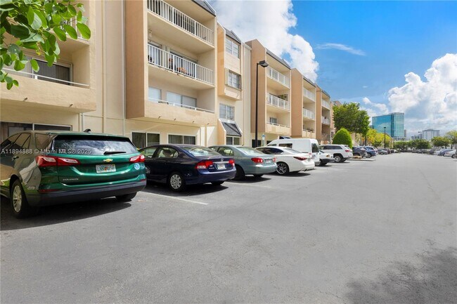 Building Photo - 7725 SW 86th St