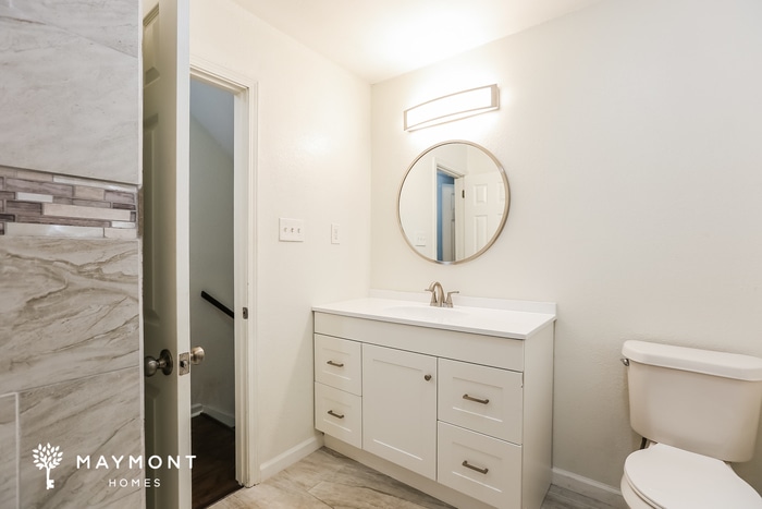 Building Photo - 1401 Jennifer Dr